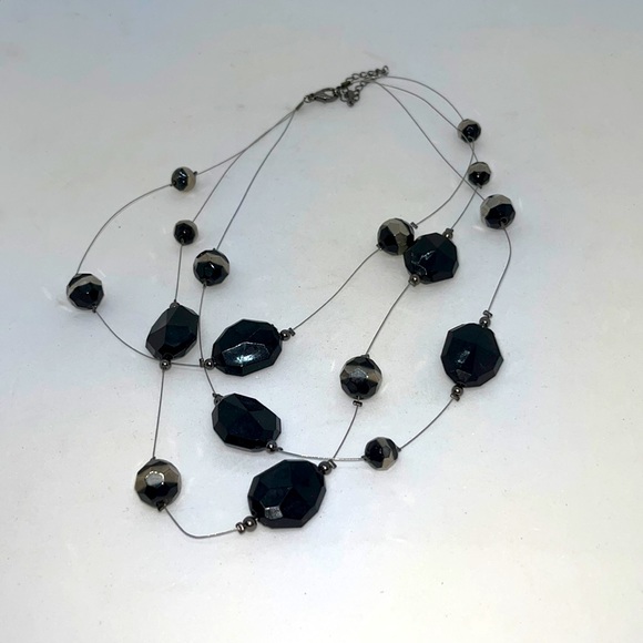 Black Floating Beads Necklace - Picture 1 of 2